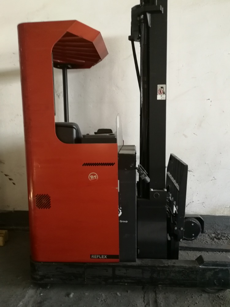 TOYOTA RRM14/ 2002 / 16000 mth / AKU / nosnost 1600 kg / TOP stav